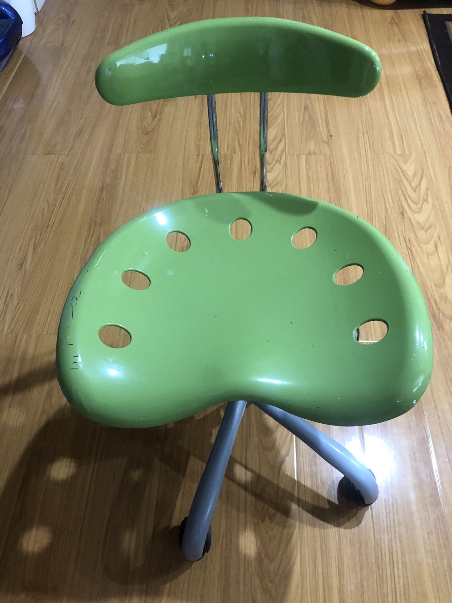 Swivel Tractor Chair