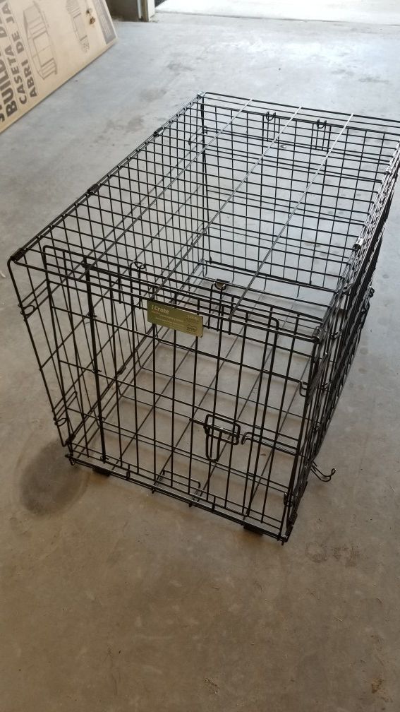 Dog kennels/crates