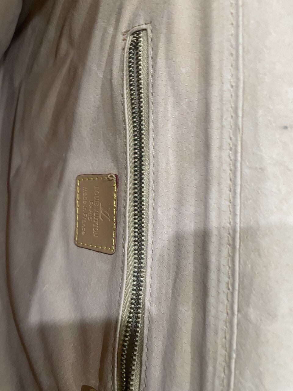 Authentic Louis Vuitton ladies purse