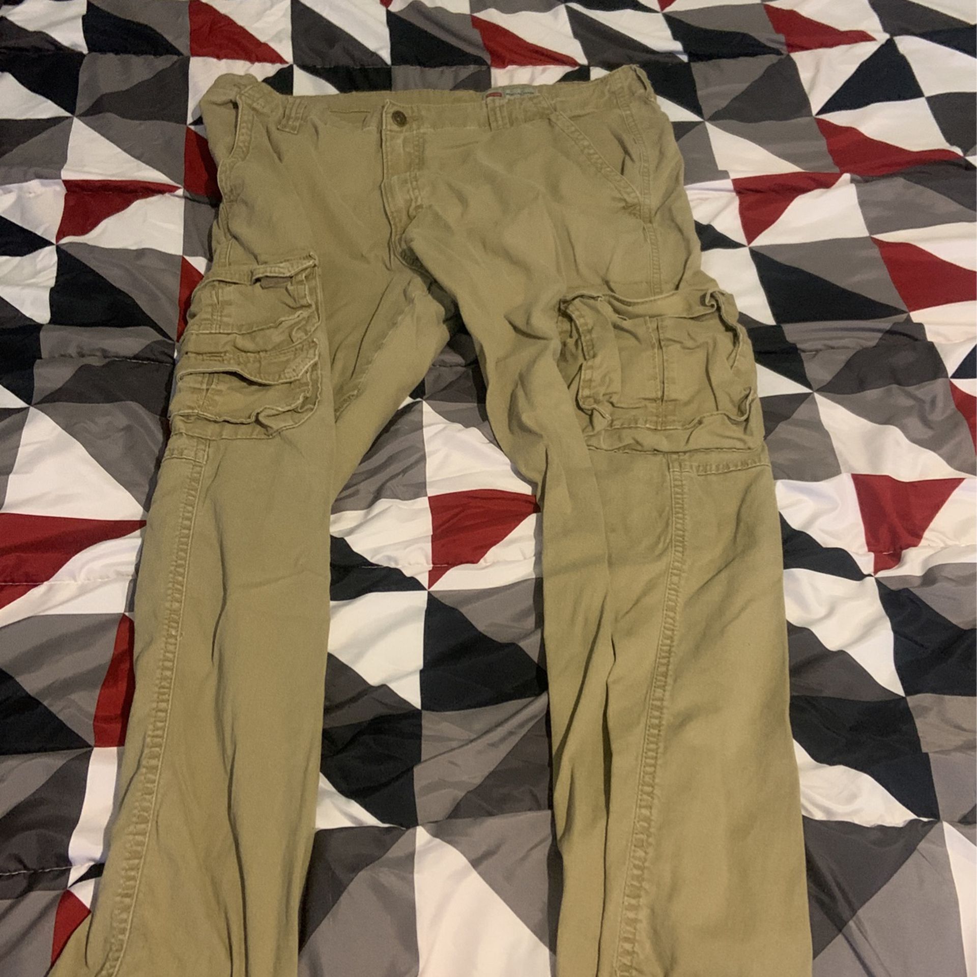 Men Cargo Pants/ Size 38x30