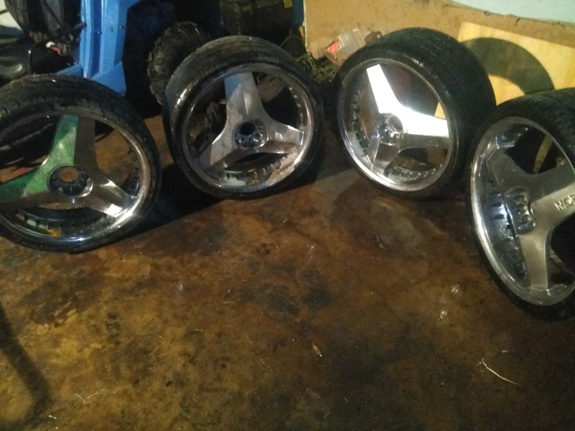 22" Mob Blades