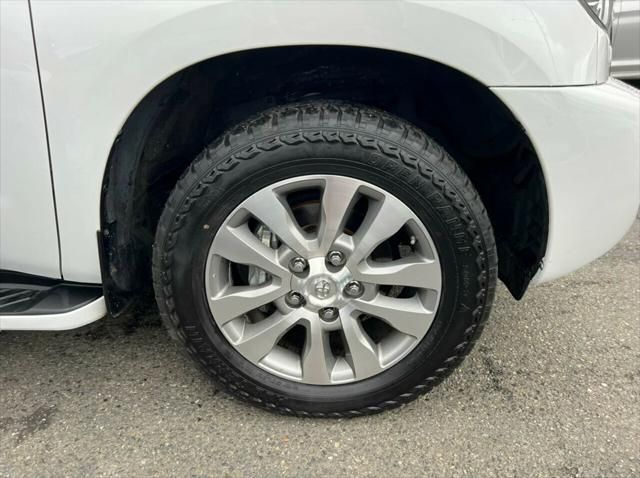 2015 Toyota Sequoia