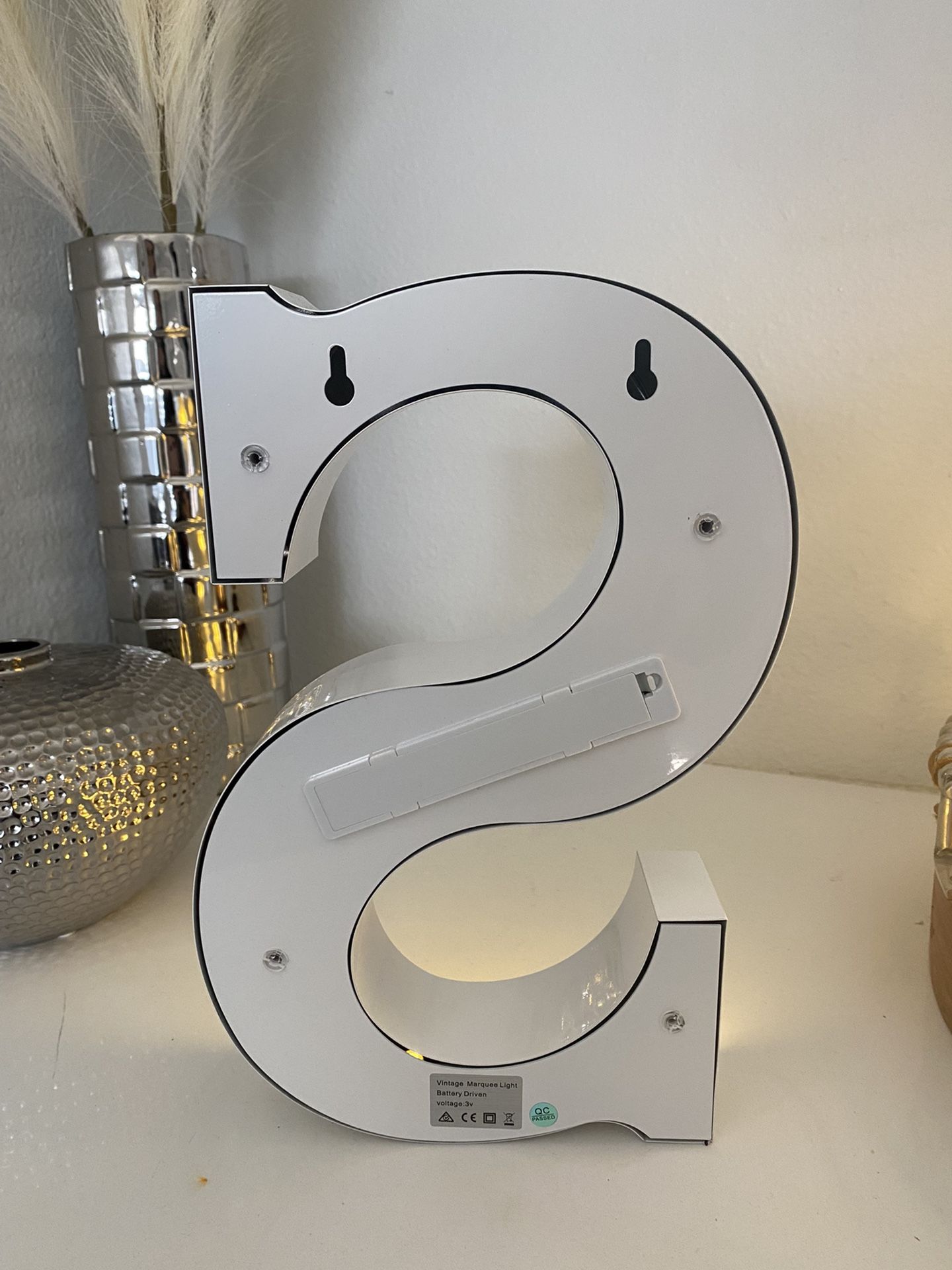 Marquee Letter “S”