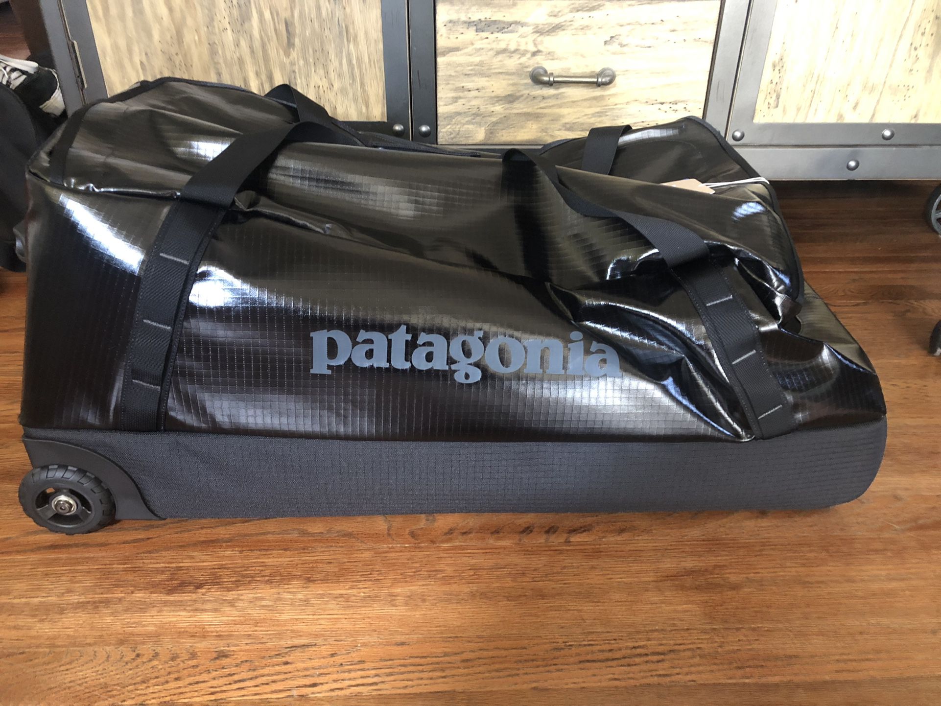 Patagonia Wheeled Duffle Bag 