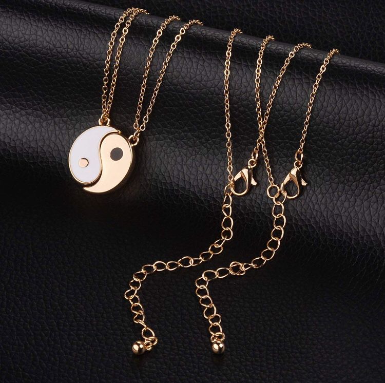 Ying Yang BFF neckless! (2) for Sale in Parkland, FL - OfferUp