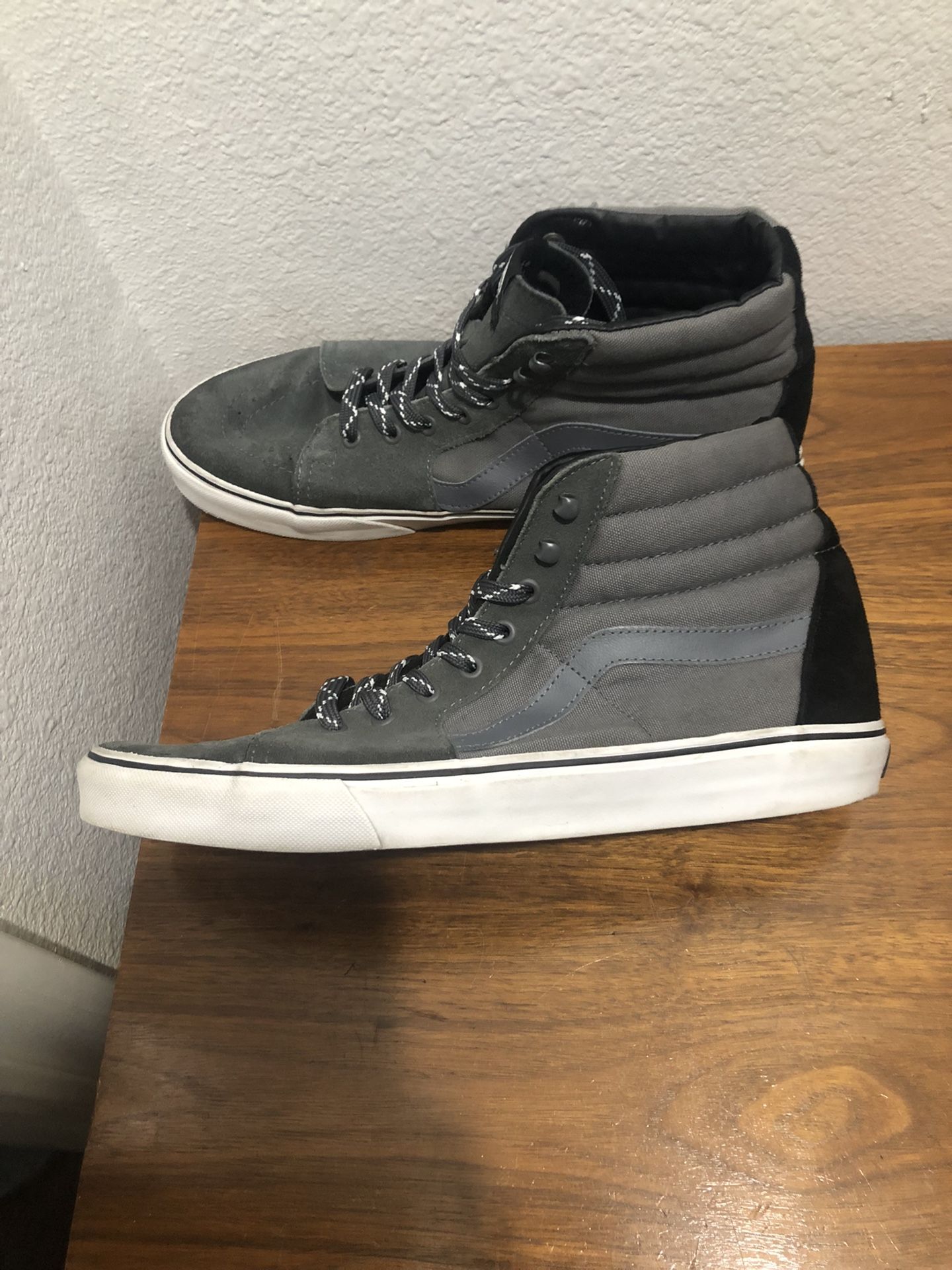 Vans Sk8 Hi Grey On Black Size 13 Vans Low Size 13 Grey Red