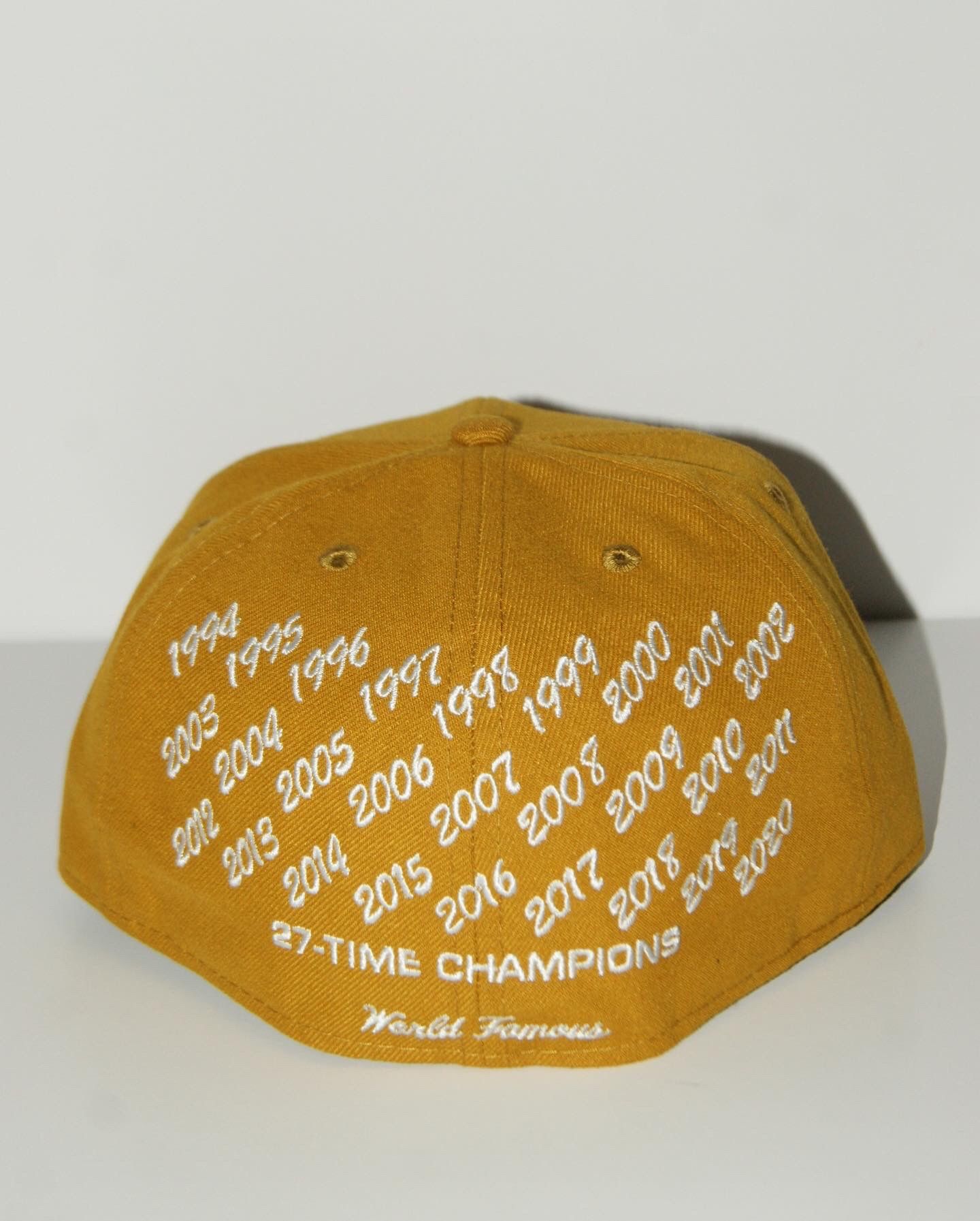 Supreme x New Era Champions Box Logo