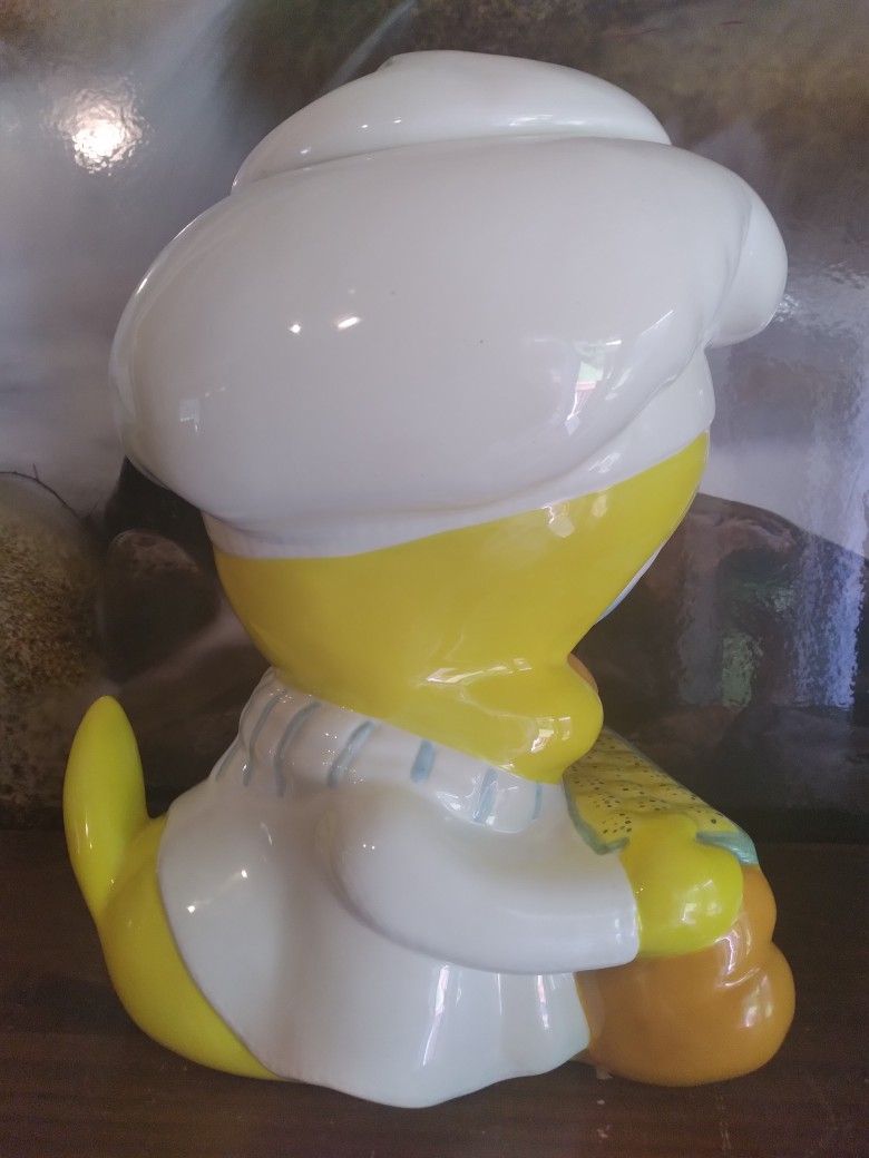 Collectible Warner Brothers Tweetie Bird Cookie Jar