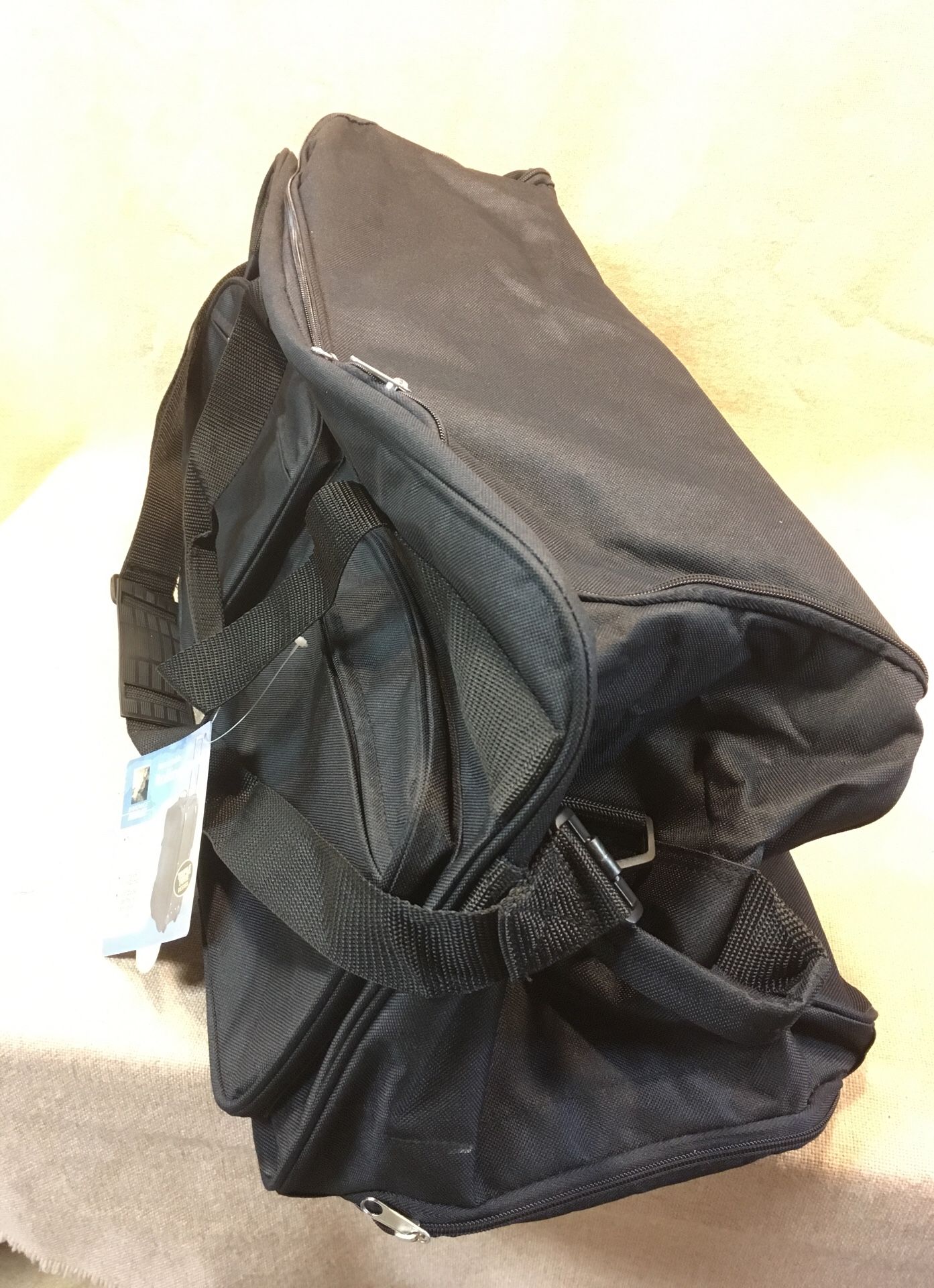 Retractable rolling duffel bag carry bag shoulder travel bag rolling bag with retractable handle zippered bag tote travel luggage light weight