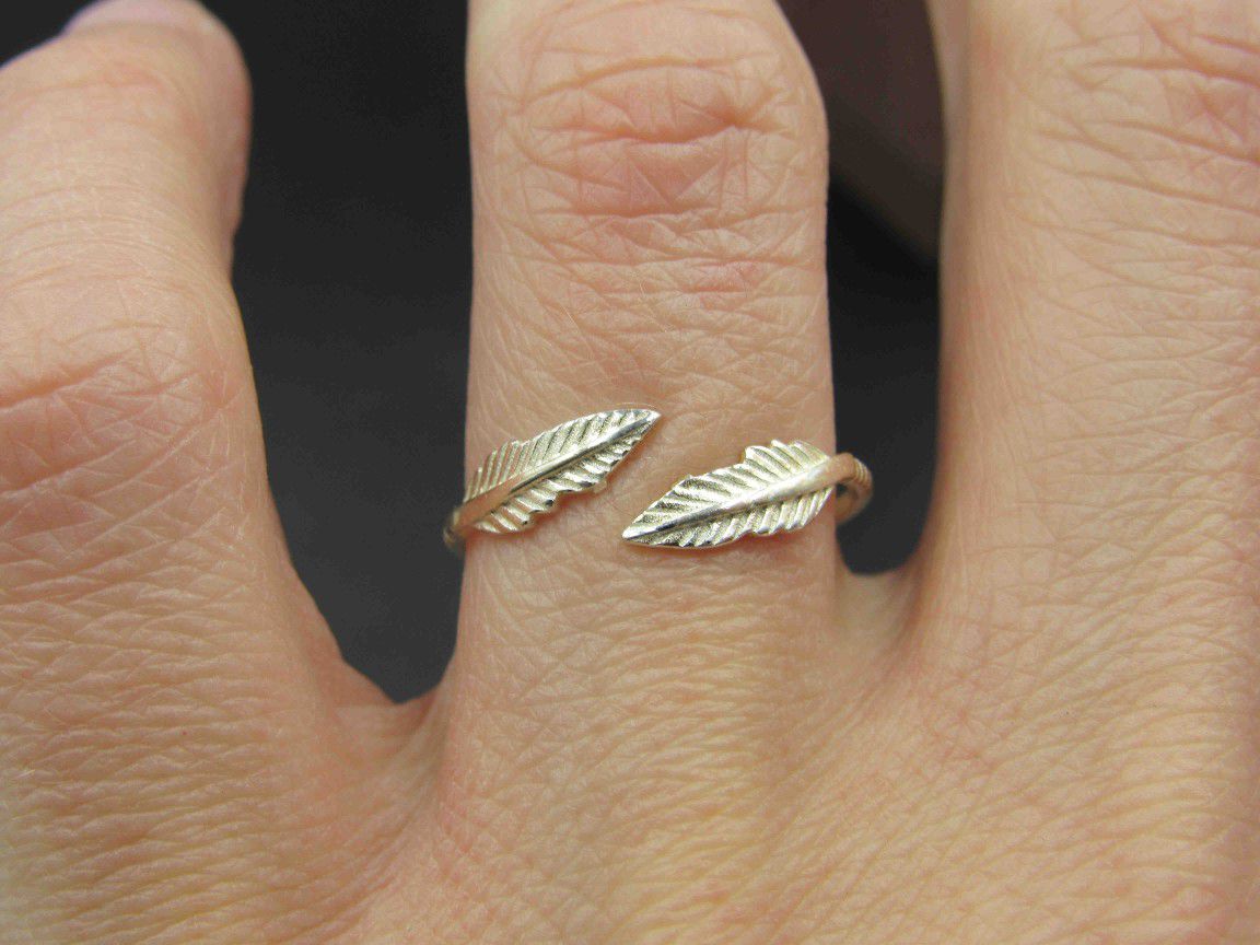 Size 7.5 Sterling Silver Open Style Feather Band Ring Vintage Statement Engagement Wedding Promise Anniversary Bridal Cocktail