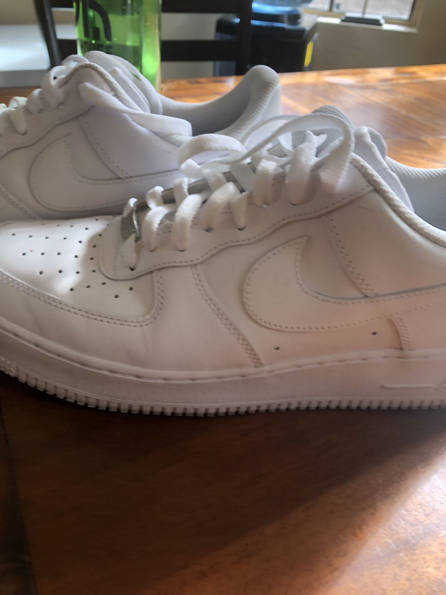 NIKE AIR FORCE 1 SIZE 11M GREAT CONDITION