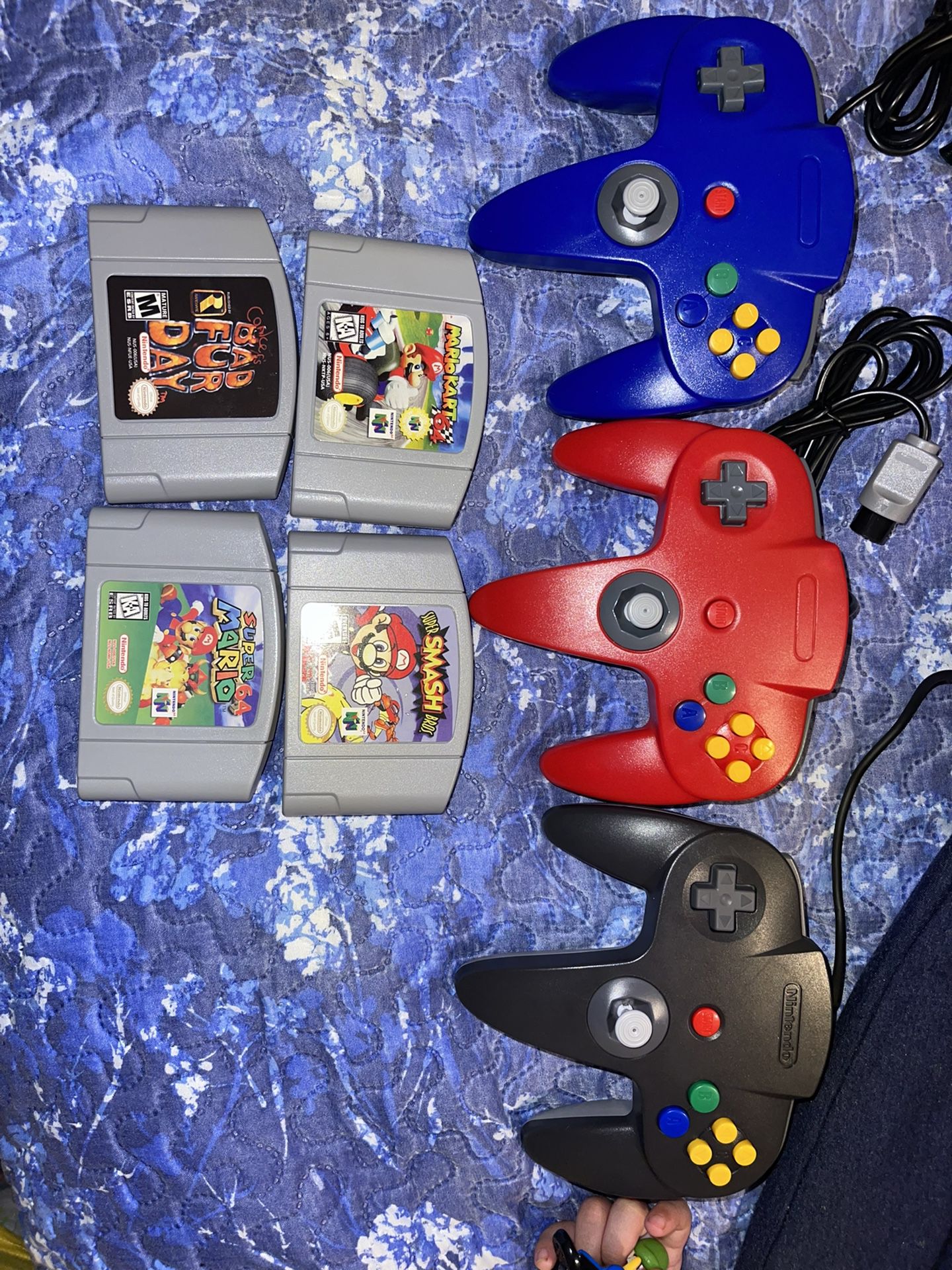 Nintendo 64 With 3 Controllers And 4 Games