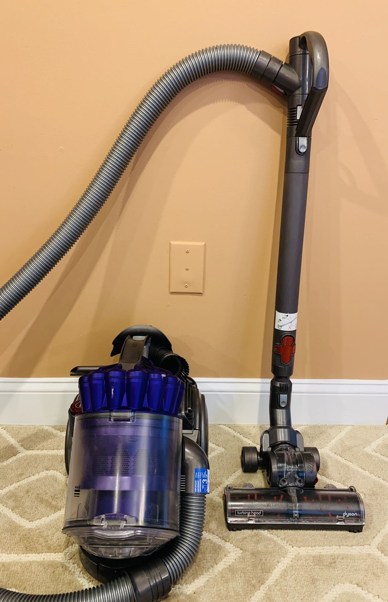 Dyson DC 23 animal canister vacuum cleaner