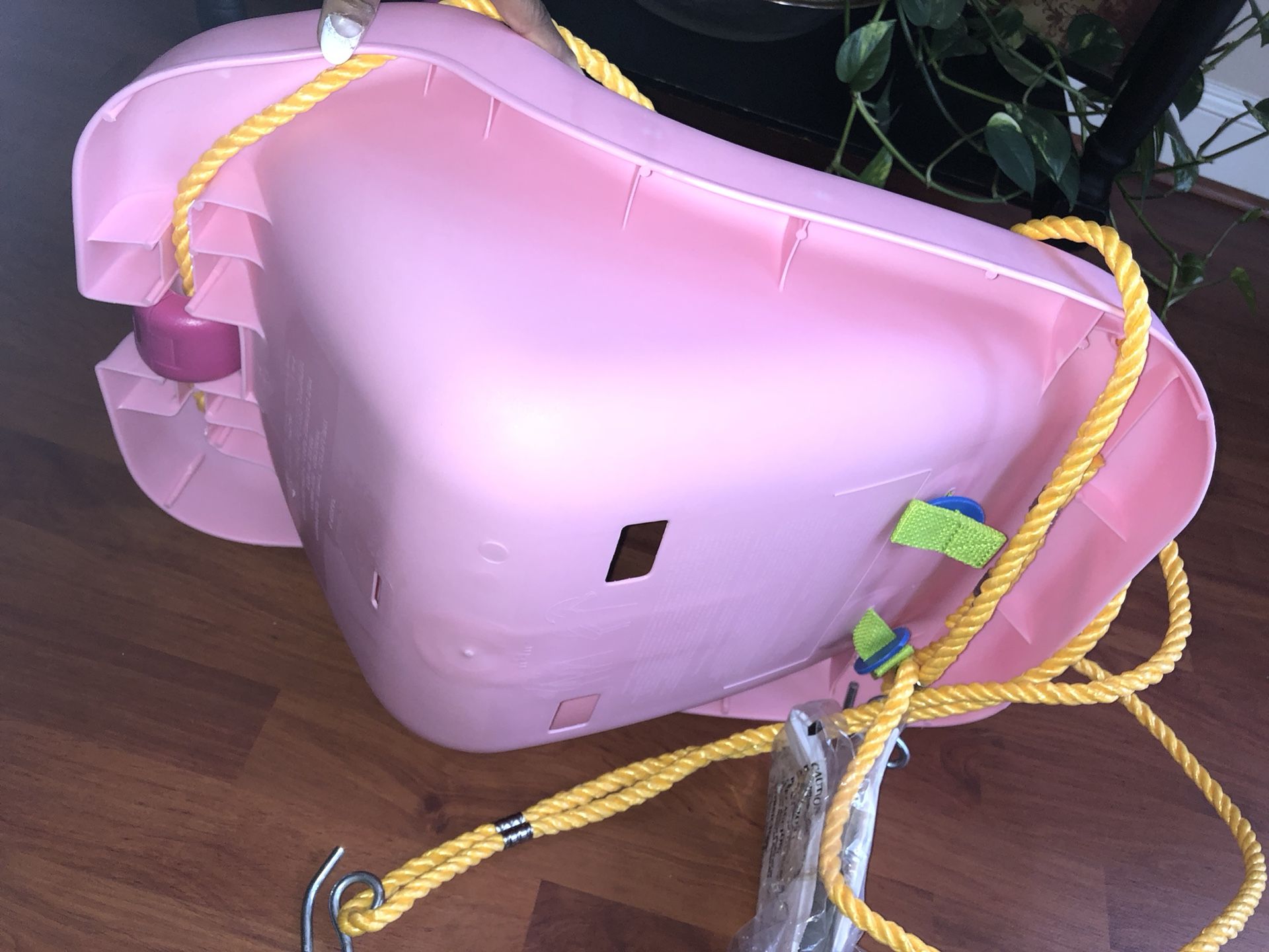 Little Tikes tree swing
