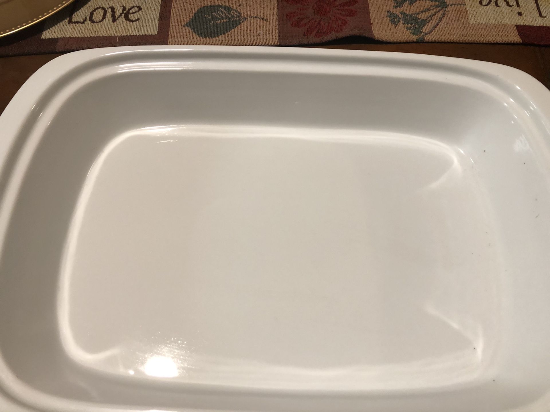 Rectangular glass Pyrex dish with serving holder tray