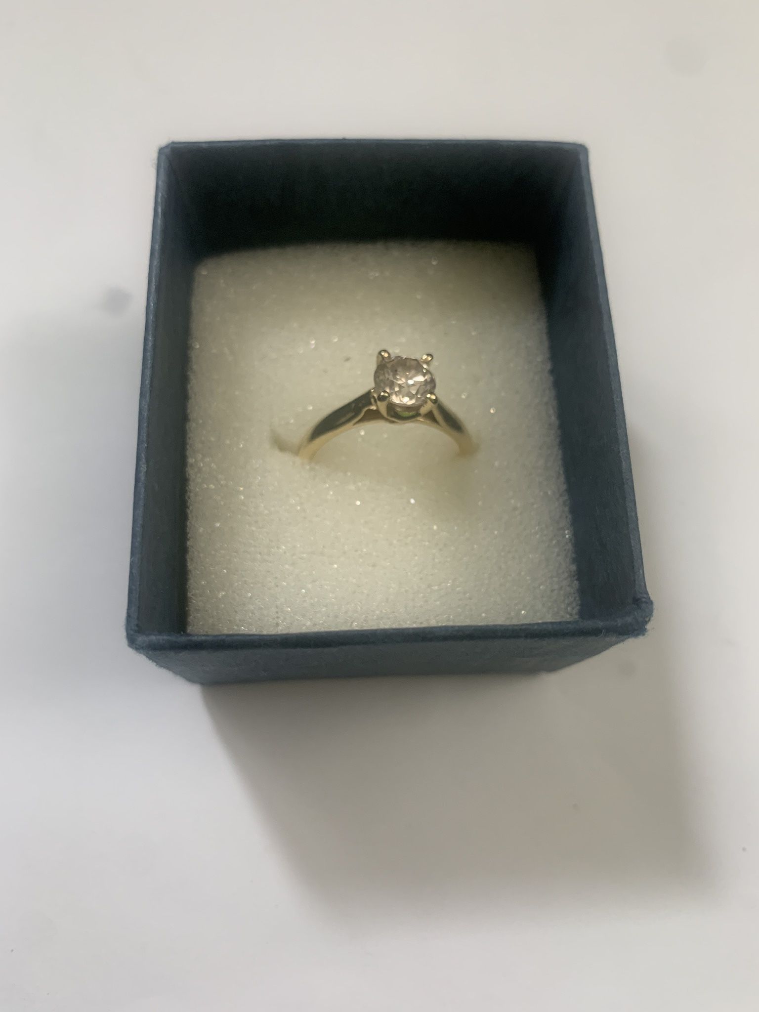 14k Yellow Gold Solitaire Engagement Ring