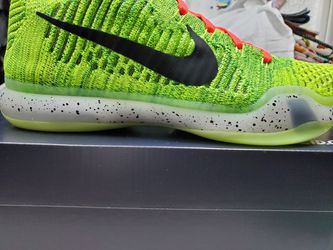 Nike Zoom Kobe XI 11 iD QS Coal Hearted Grinch Glow In The Dark