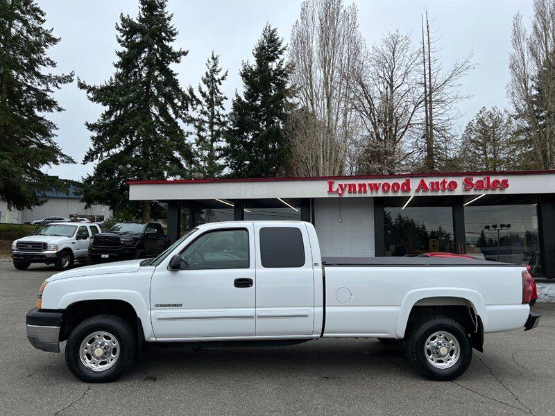 2003 Chevrolet Silverado 2500 4dr Extended Cab