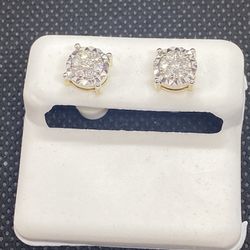 10KT GOLD AND DIAMOND EARRINGS OF 0.54 CTW AVAILABLE ON SPECIAL SALE  Thumbnail