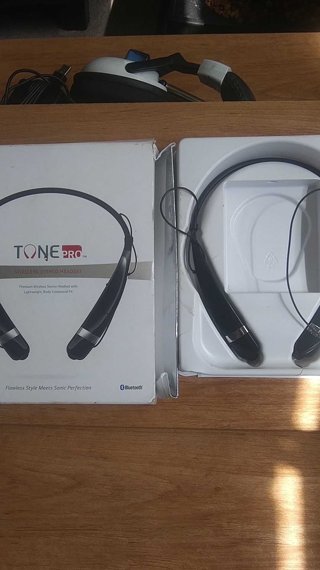 LG head phones