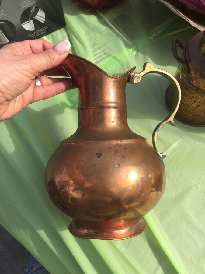 Home decor 8 pieces. Has normal wear .. like any copper material.