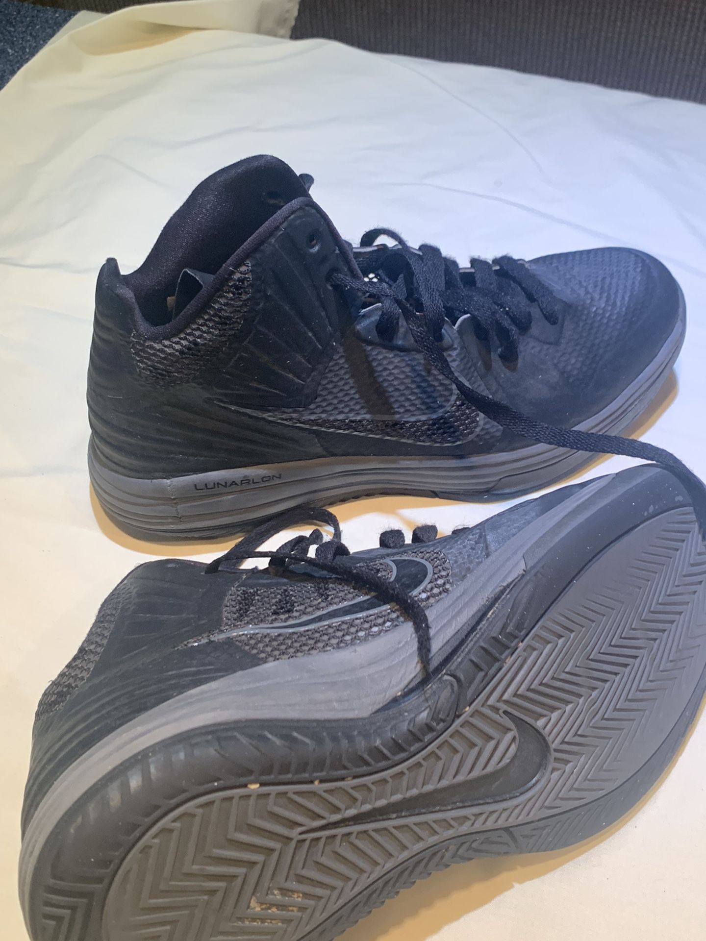 Nike Lunarlon Basketball 🏀 Shoe