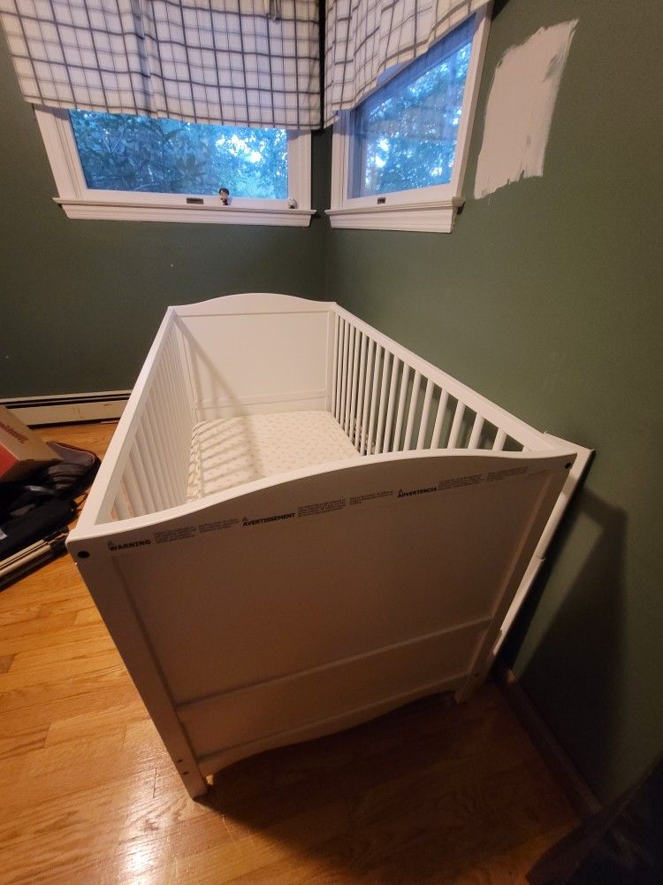 Ikea Crib And Mattress
