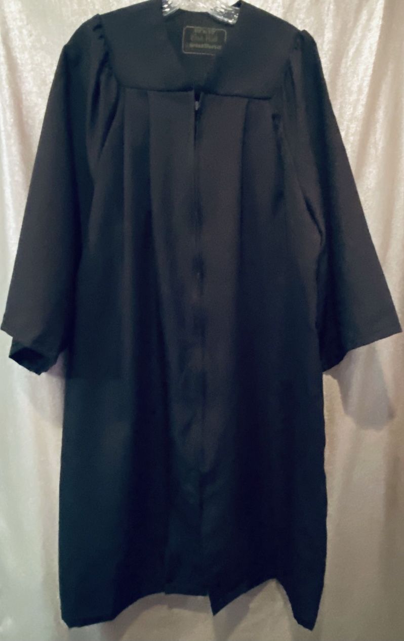 Harry Potter Oak Hall Greenweaver Graduation Gown