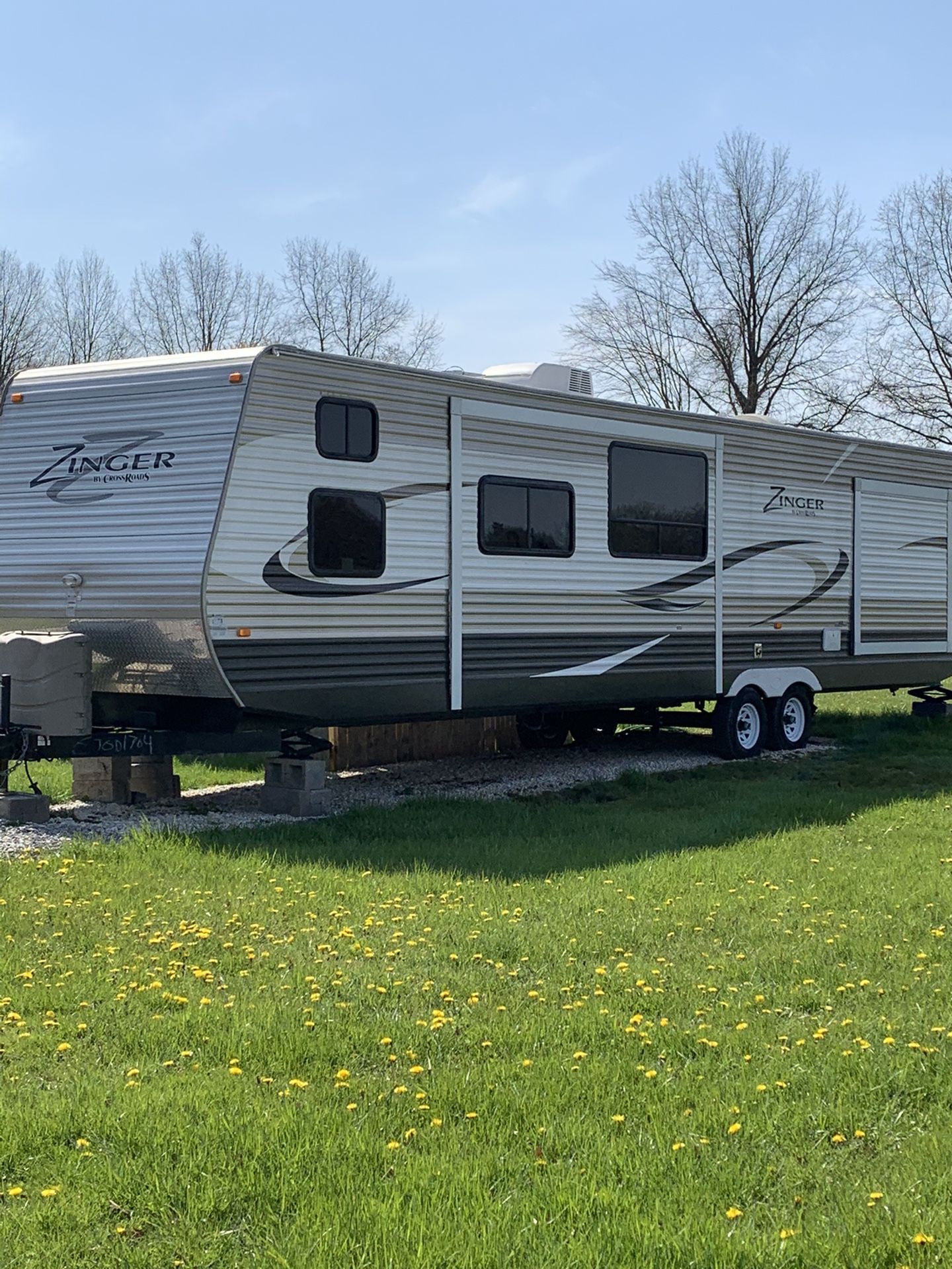 2014 zinger Crossroads for Sale in Youngstown, OH - OfferUp