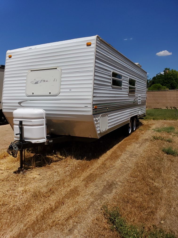 2005 aljo travel trailer