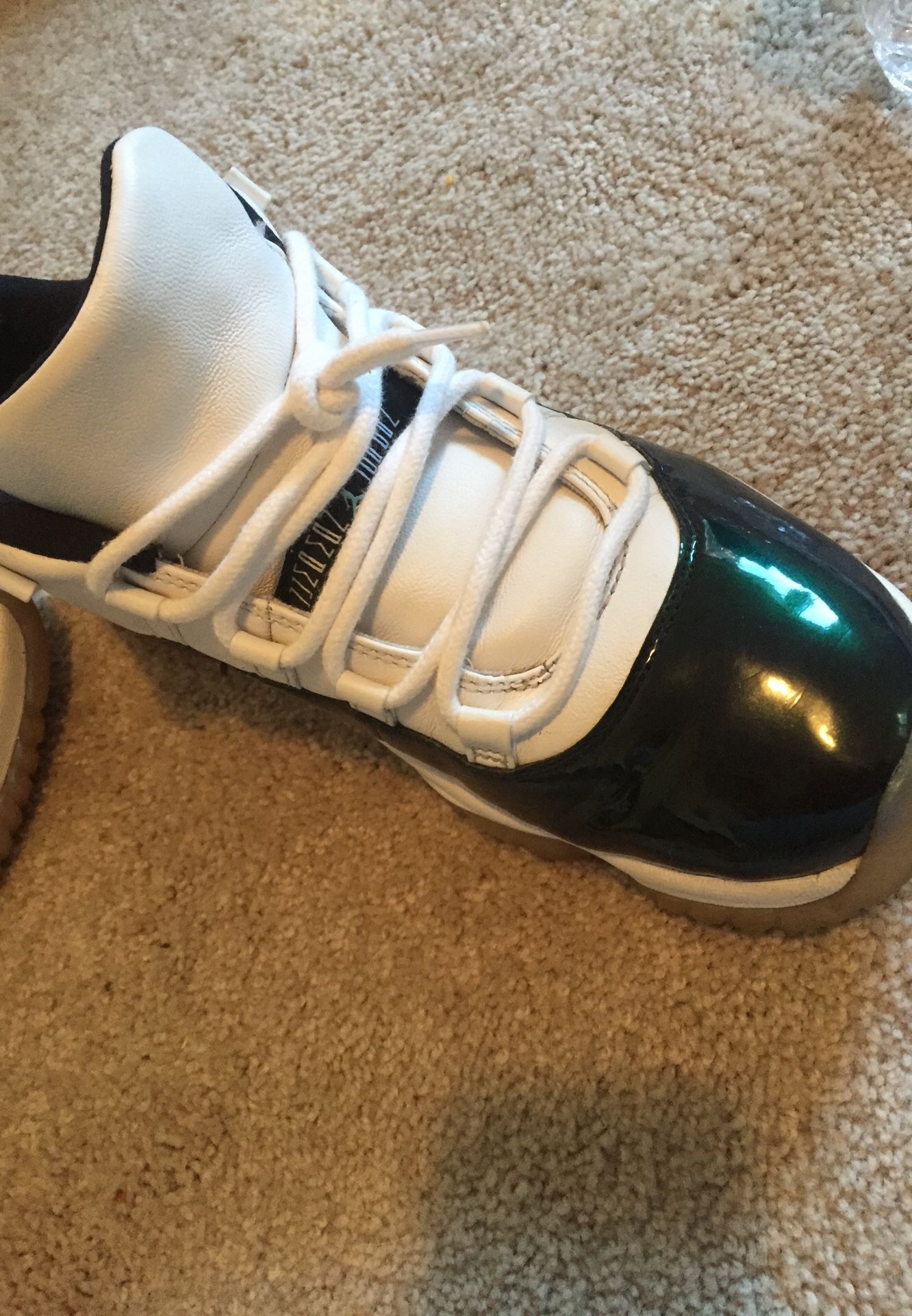 Jordan retro 11s emeralds