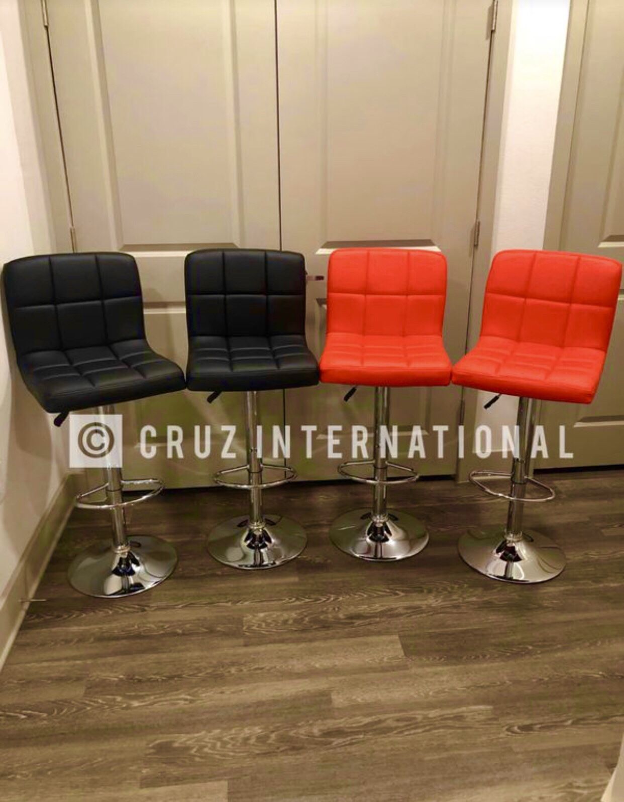 New 4 stools