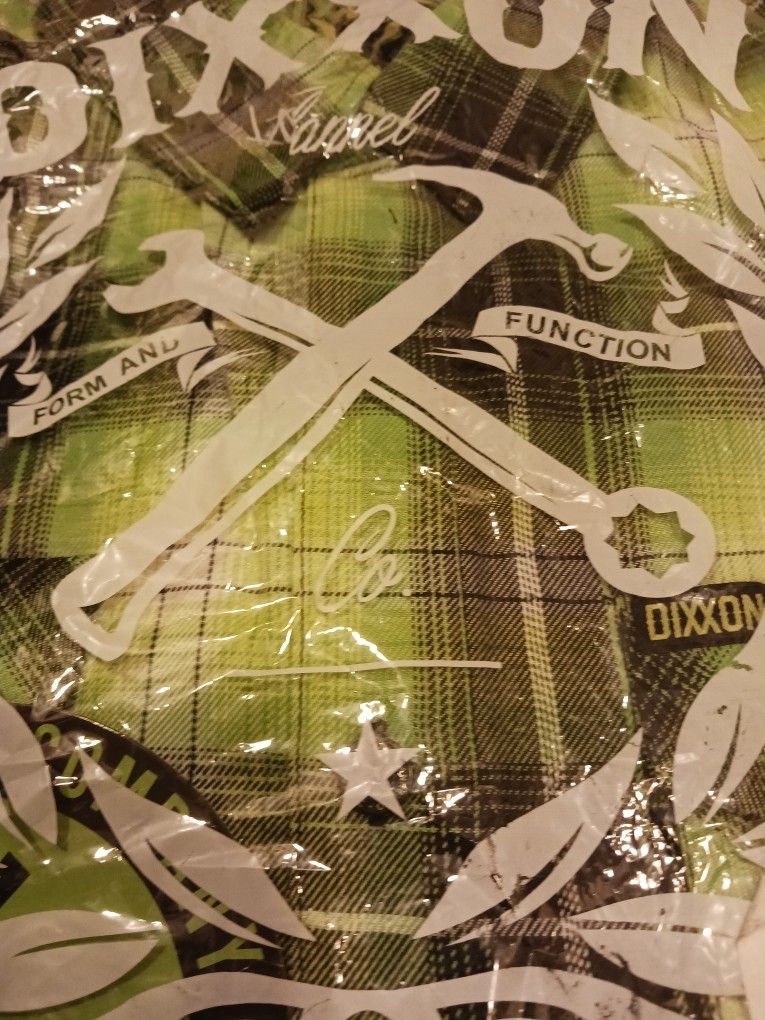 BNIB Dixxon "THE ARSENIC"