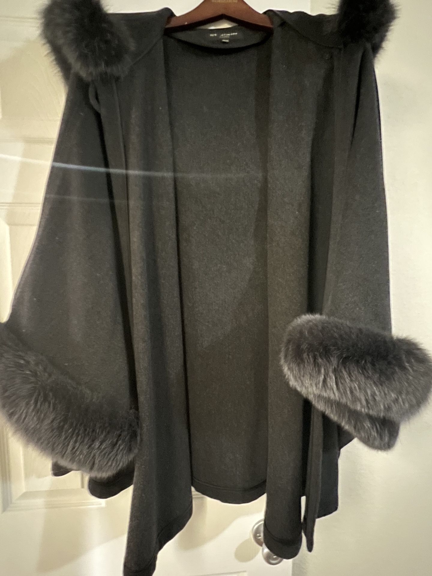 St John Poncho