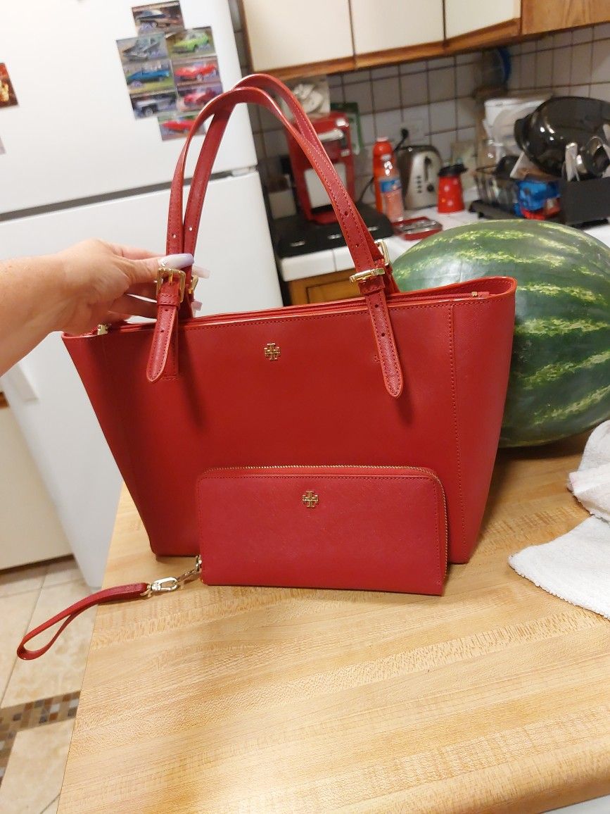 Tory Burch Purse And Wallet Set