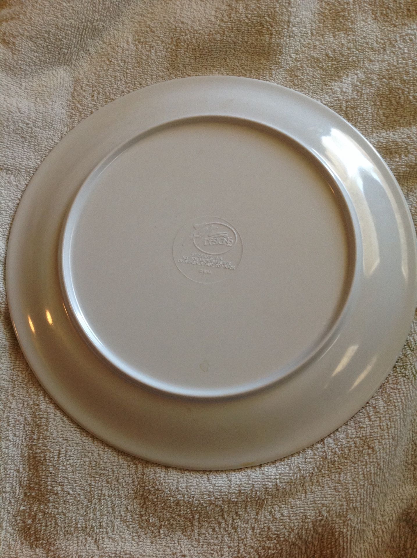 Brand New, Never Used. Looney Tunes Tweety Bird Collectible Plastic Dinner Plate