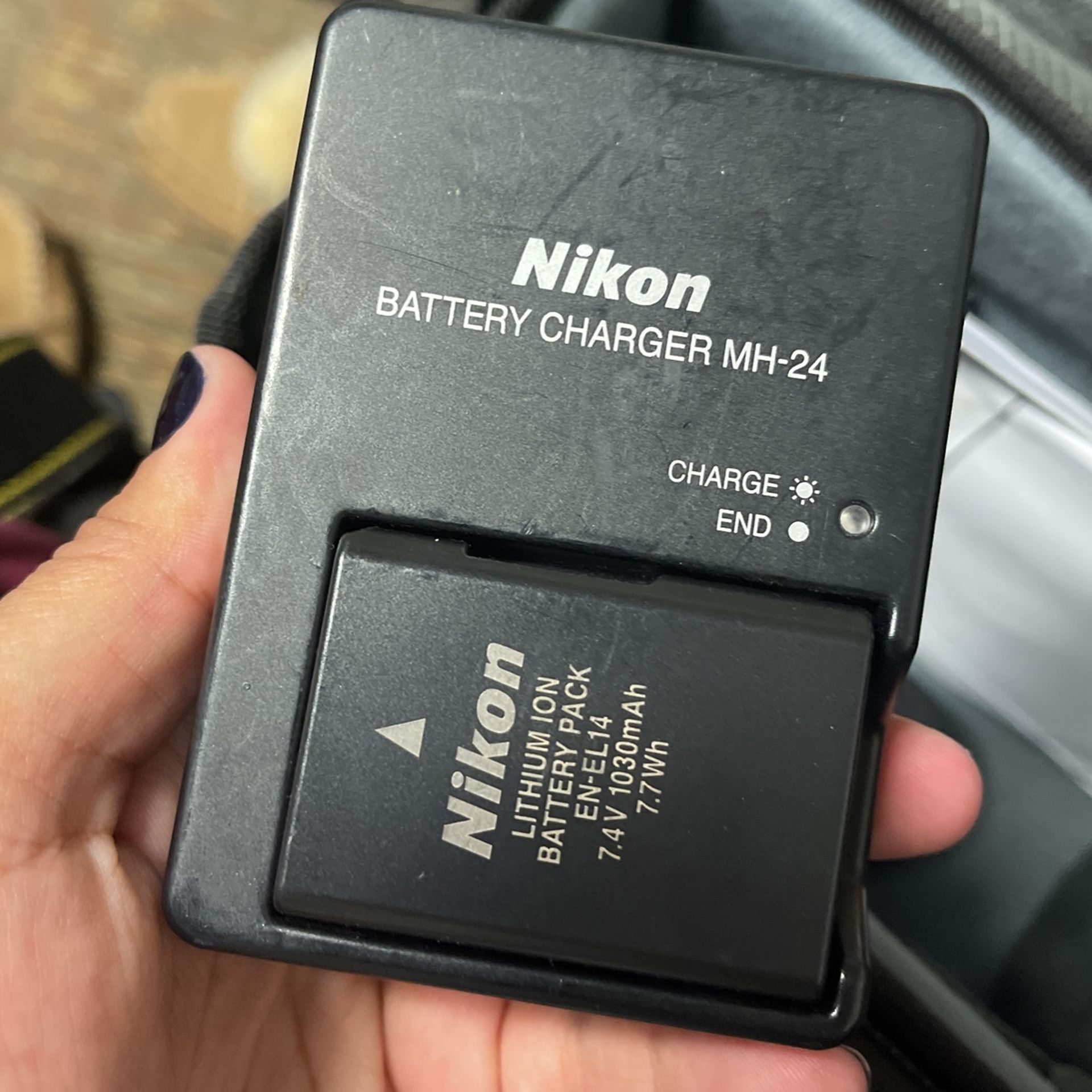 Nikon D3200 Multiple Lenses And Carrying Case