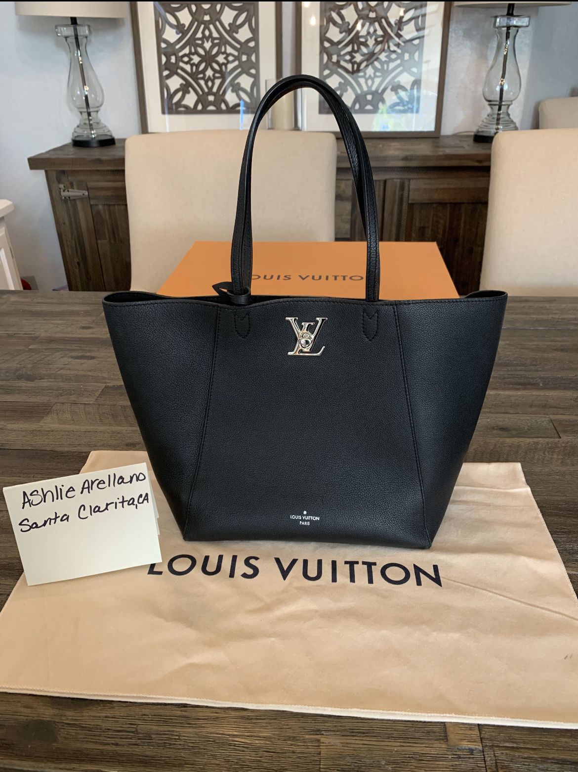Louis Vuitton Tote lockme cabas noir