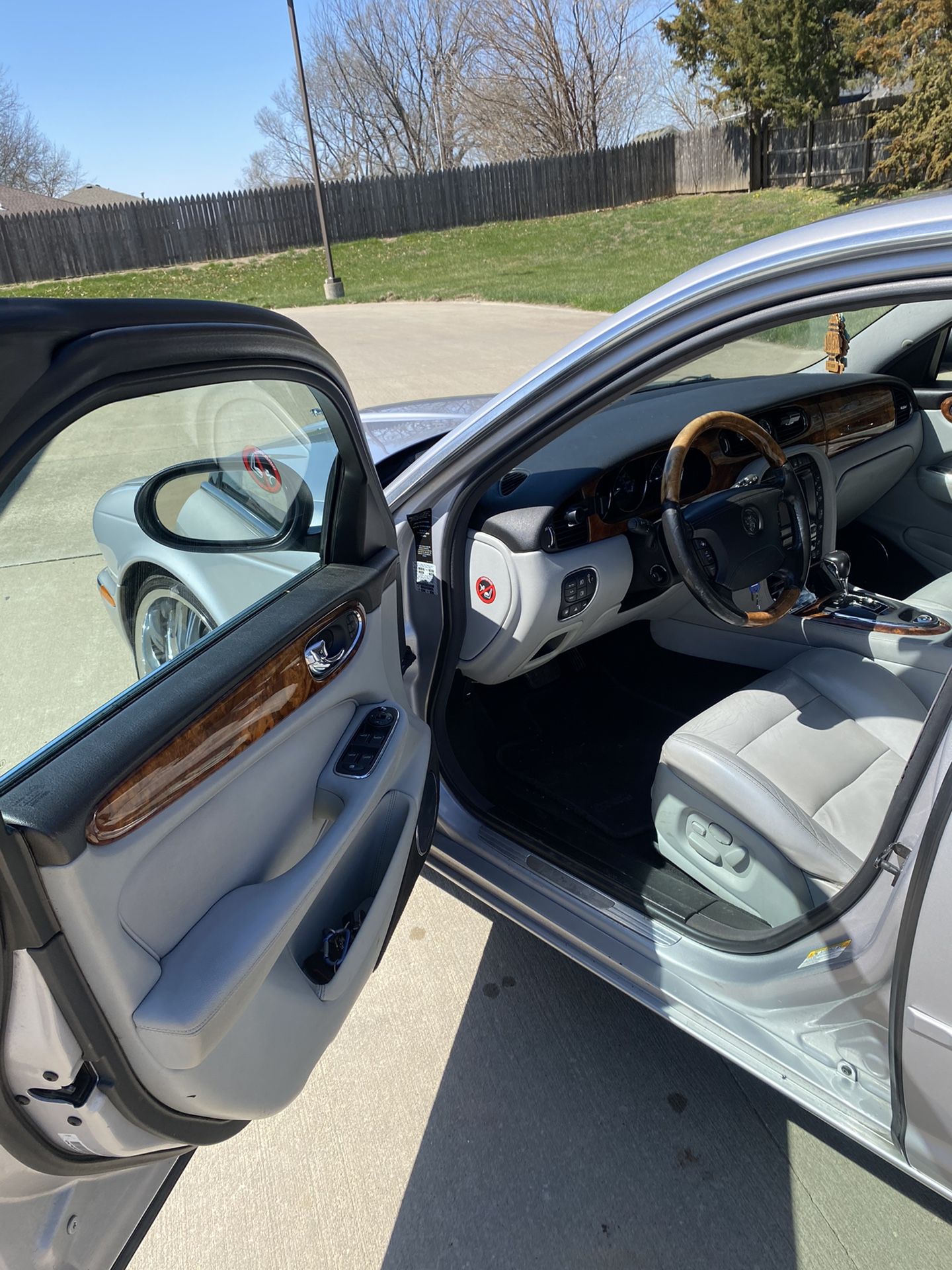 2004 Jaguar XJR