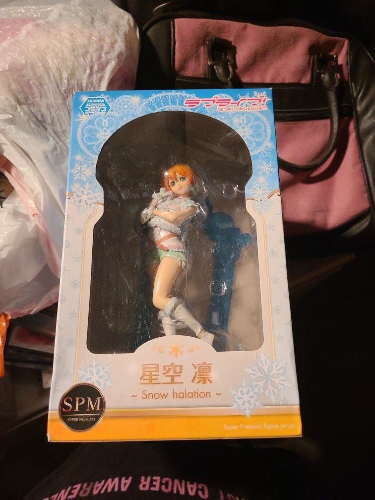 Anime action figure snow hillation