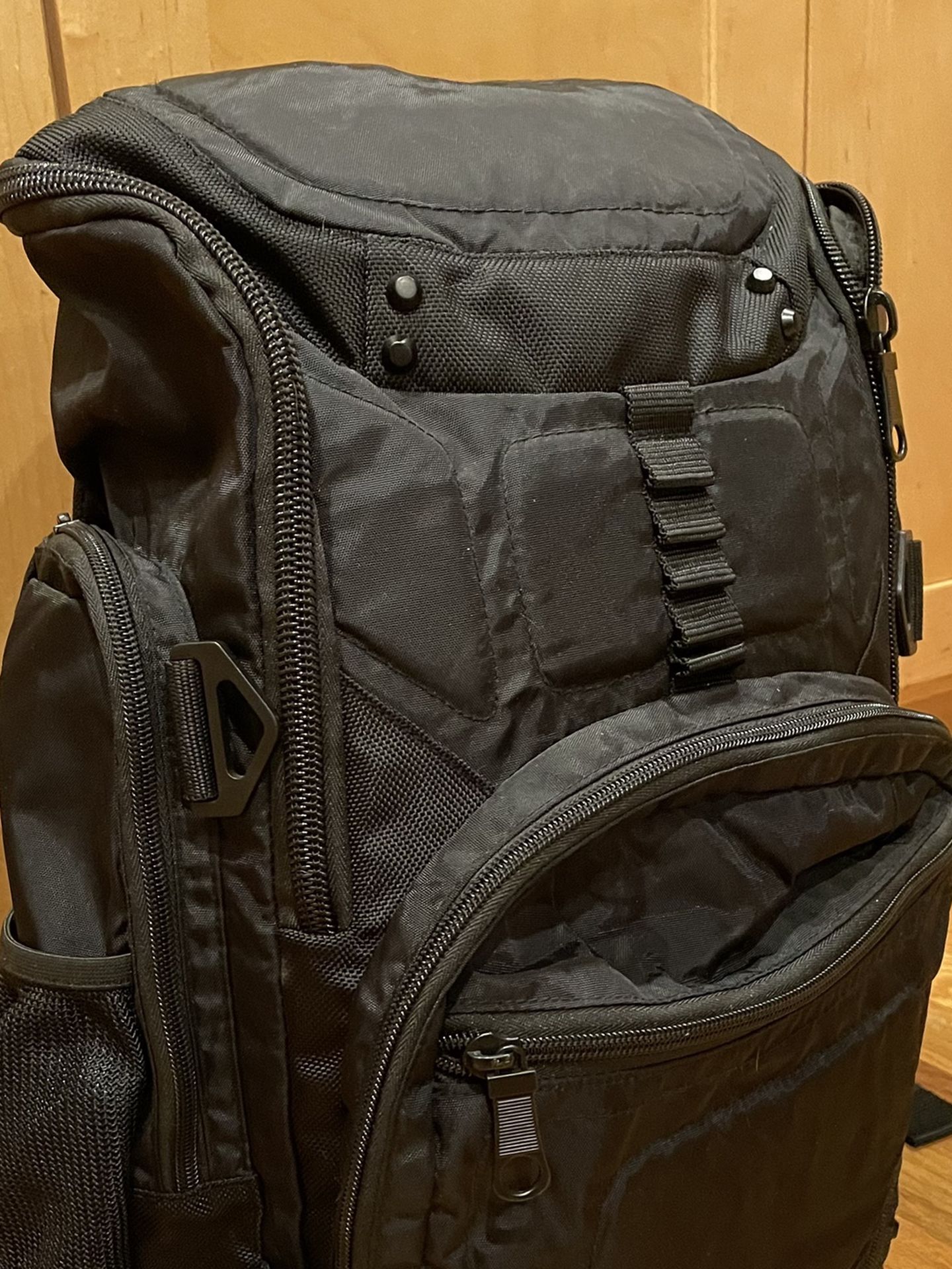 Targus Demolition Backpack. 17”