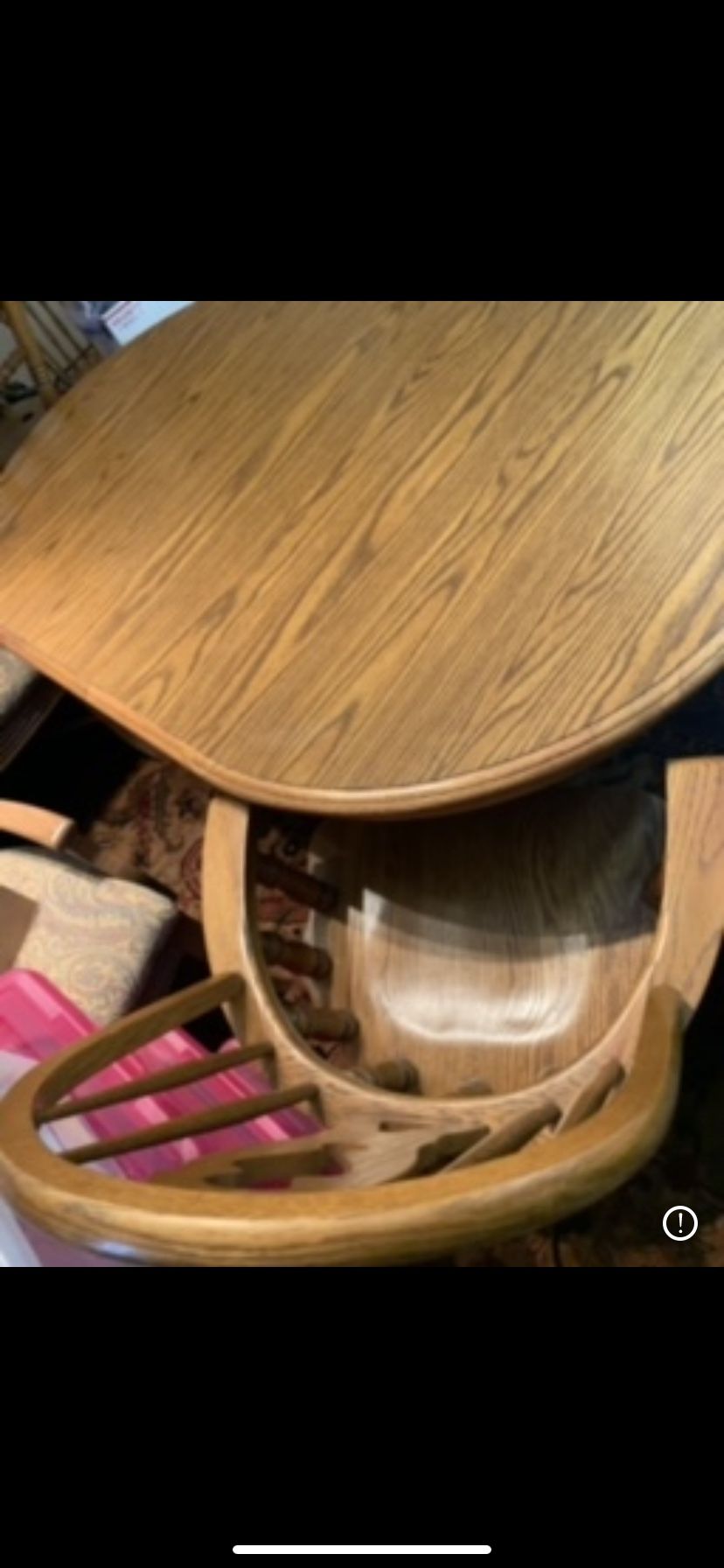 Dining Table Solid Oak w/one extension in excellent condition with Six(6) Arms Chairs asking only $1450. Obo today
