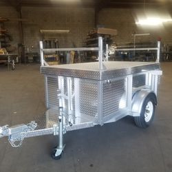 6x4 Foot Custom Silver Camping Trailer With Diamond Plate Aluminum And All LEDlights Thumbnail