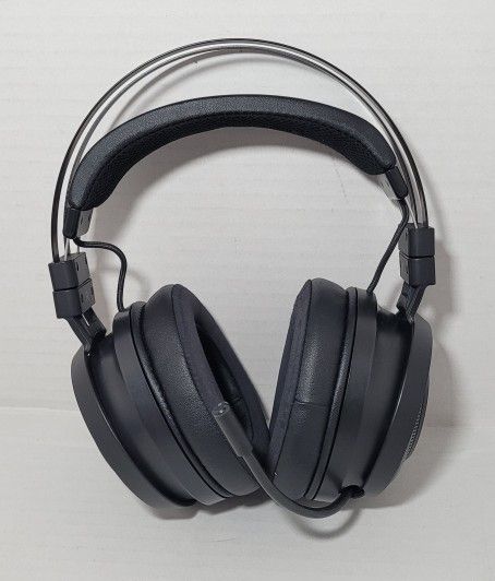 Razer Nari Wireless THX Spatial Audio Gaming Headset for PC PS4