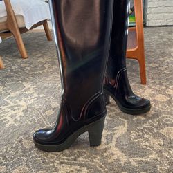 Womans Black Hunter Boots Size 6/7 Thumbnail