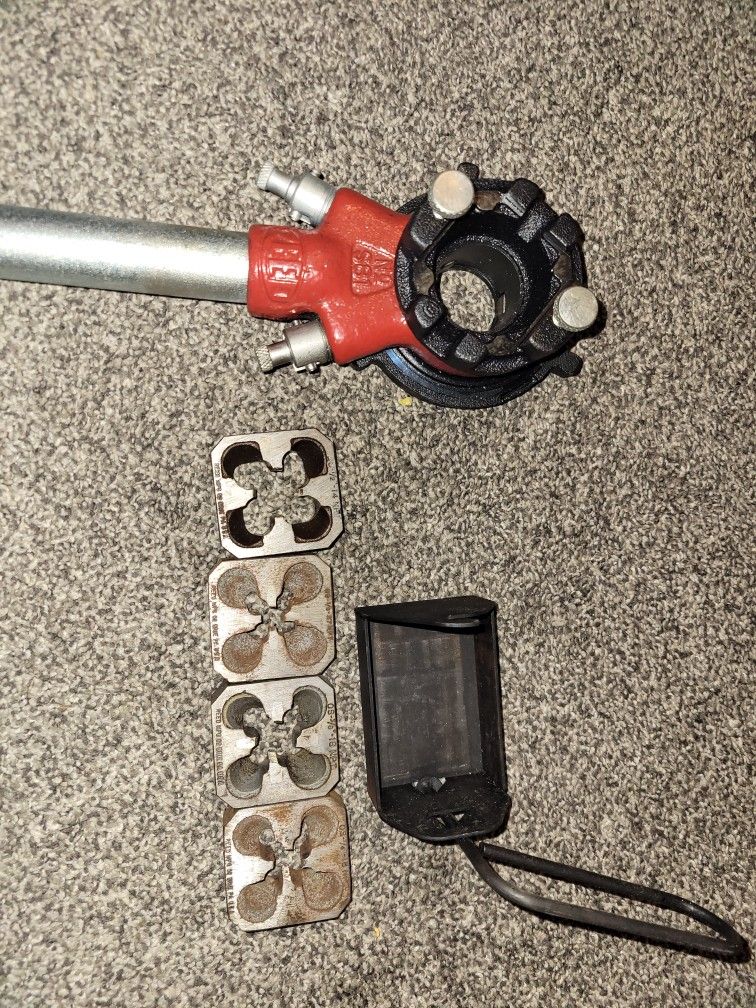 Reed S81 GAS PIPE THREADER 1/4 TO 3/4 for Sale in Wichita, KS OfferUp