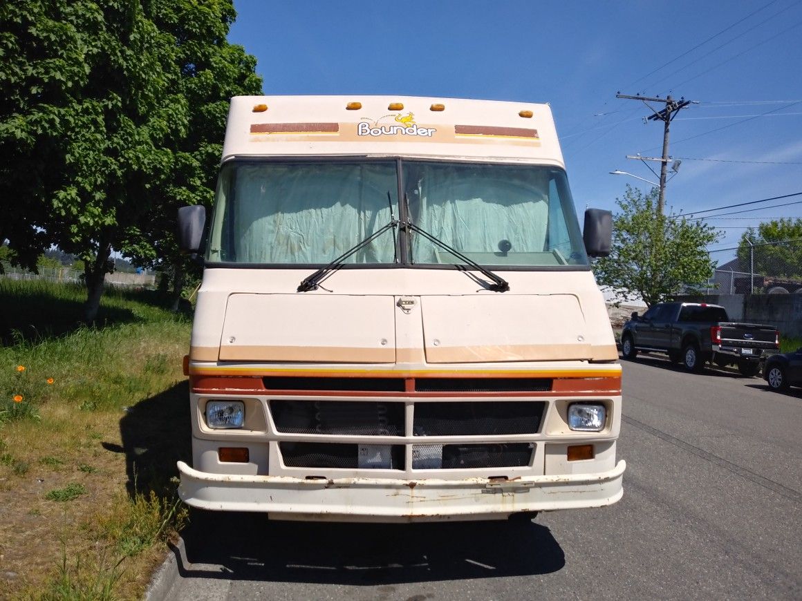 1989 Fleetwood Bounder 31ft for Sale in WA OfferUp