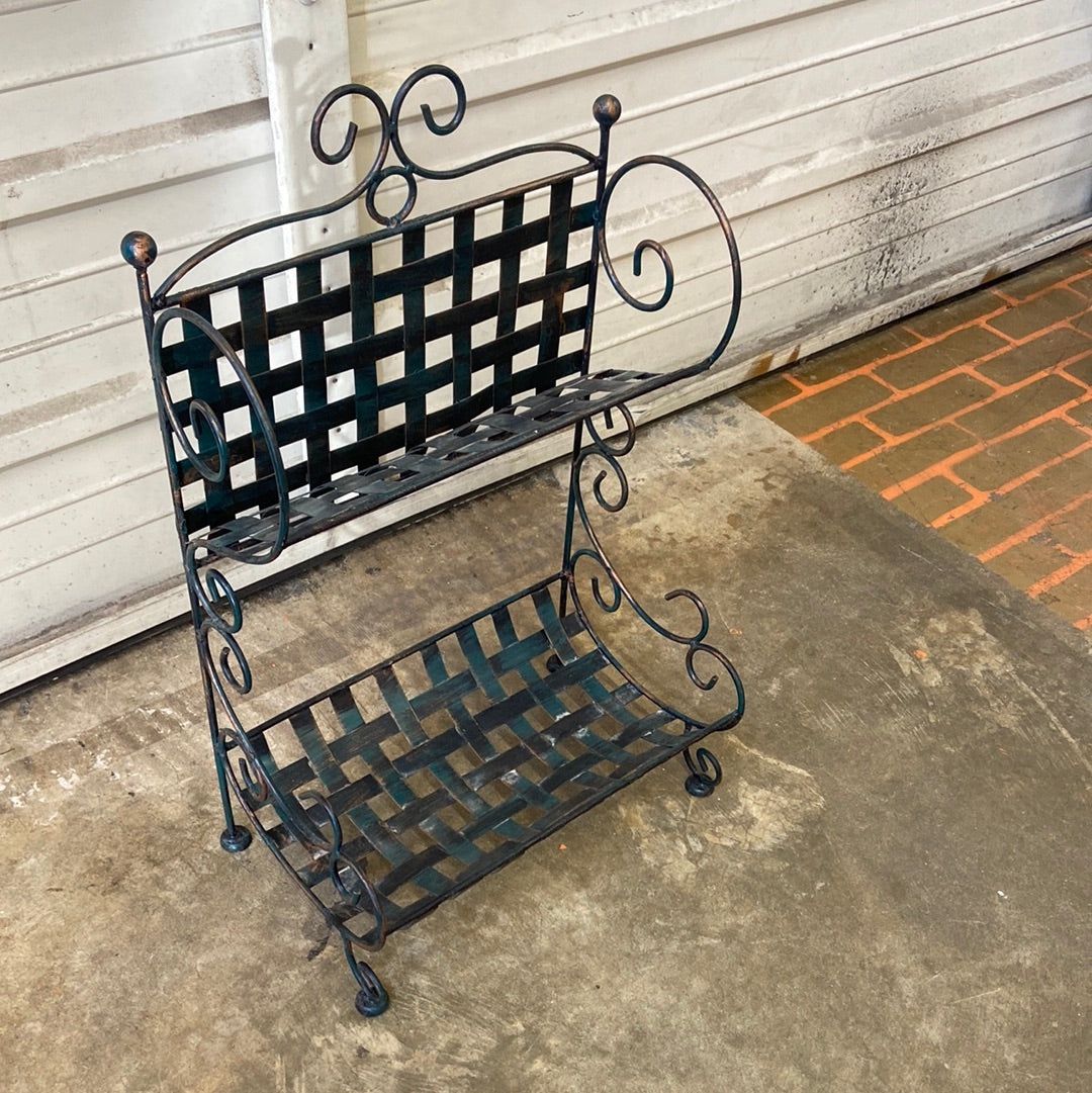 Metal Standing Cottage Magazine Rack Rustic