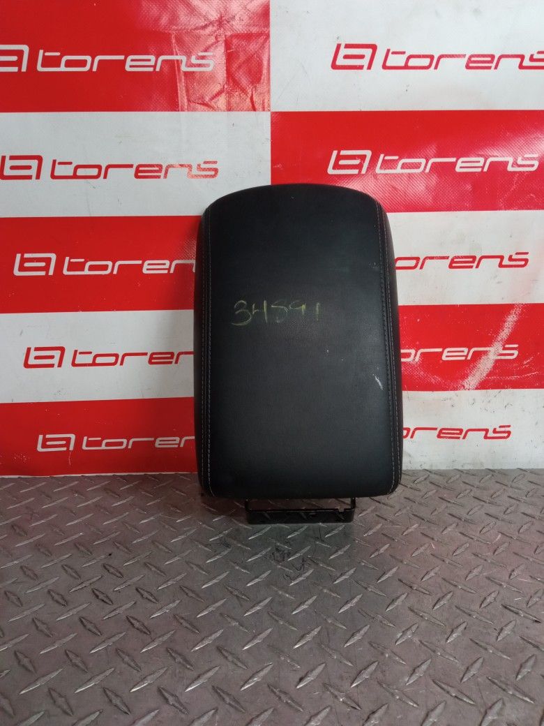 Armrest For 2017 Infiniti Q50 Stock 34891