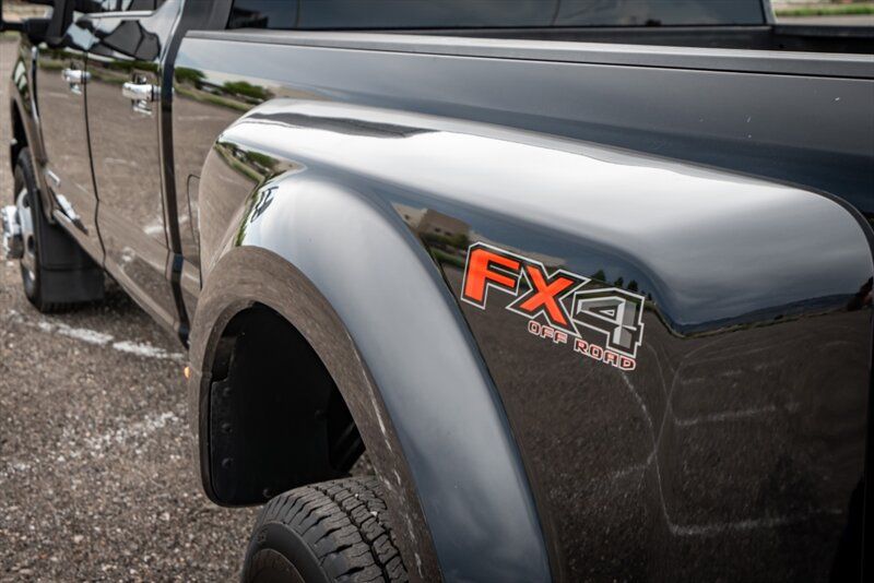 2017 Ford F-350 Super Duty Platinum